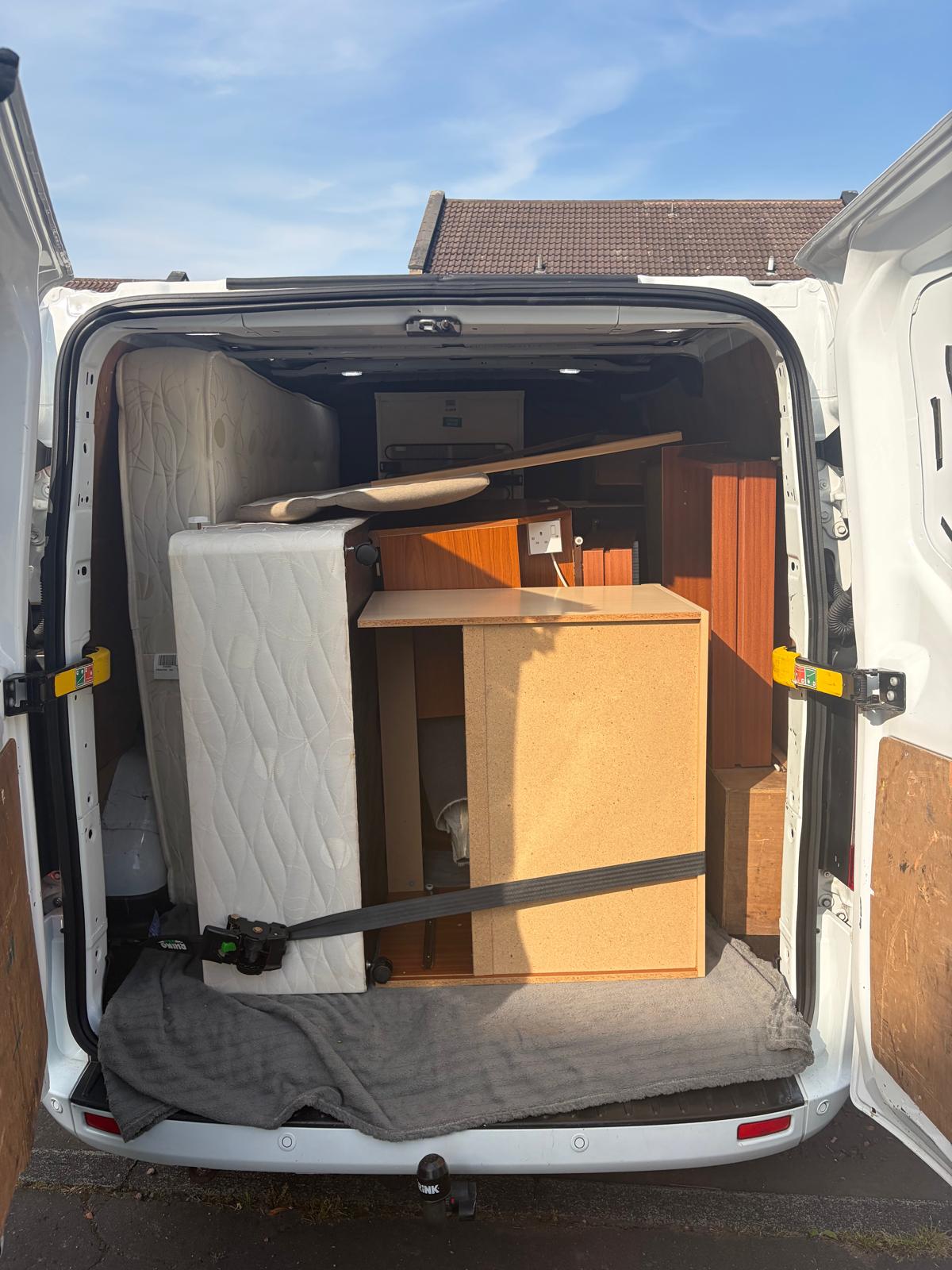 Courier delivery of furniture to a customer's home